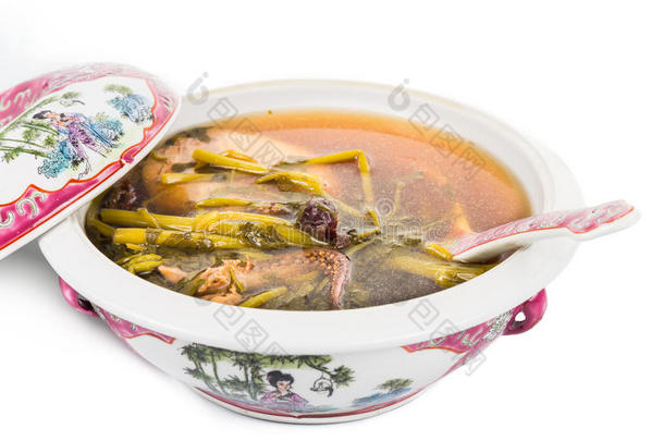 中式水菜汤砂锅，白色分离