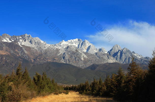 玉龙雪山