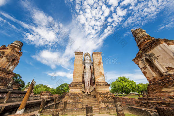 泰国马哈塔寺苏霍<strong>台历</strong>史公园古佛像。