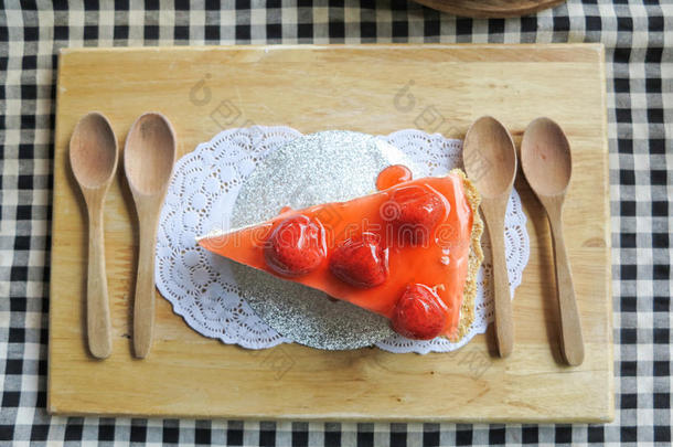 美味的草莓芝士蛋糕