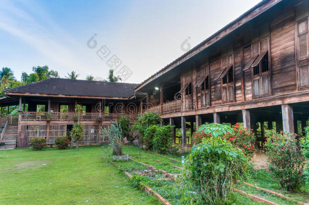 一个有数百<strong>年历</strong>史的古老家园，泰国乌塔拉迪特。