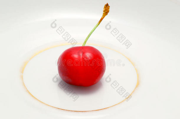 盘子上的水果。 樱桃。 健康的食物。