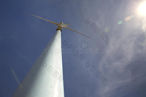 现代风车农场上的Eolic风力涡轮机用于替代能源发电