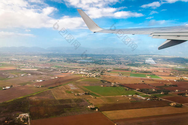 农业飞机机场围绕后面