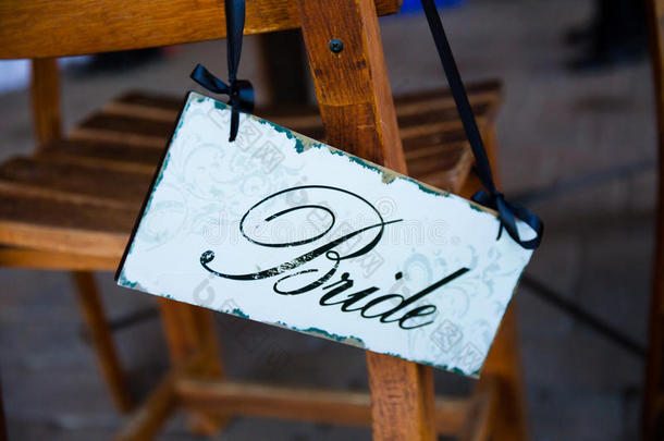 新娘结婚椅标志