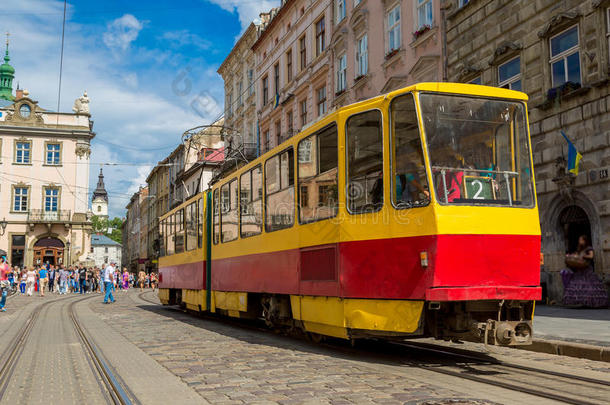 旧电车位于利沃夫的历史中心。