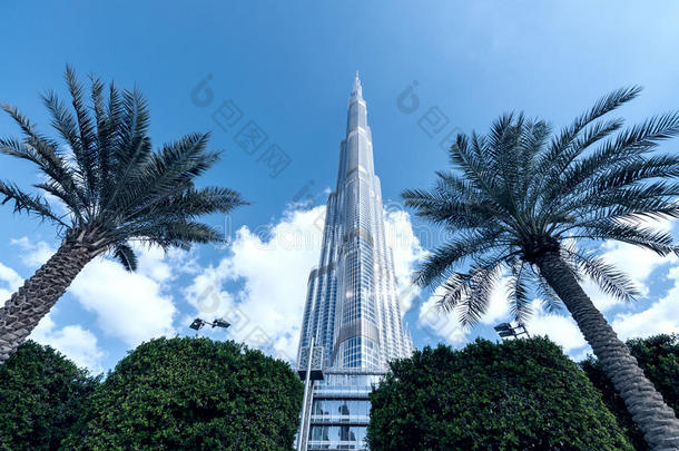 迪拜，阿联酋-2015年11月22<strong>日</strong>：BurjKhalifa，<strong>世界</strong>上最高的建筑，829.8米高。 它是<strong>城市</strong>的新象征