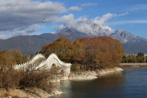 玉龙雪山