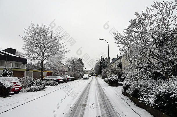 坏的暴风雪<strong>汽车城</strong>市寒冷的