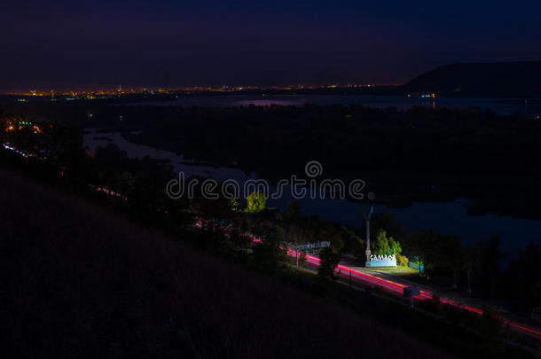 汽车城市地平线风景光