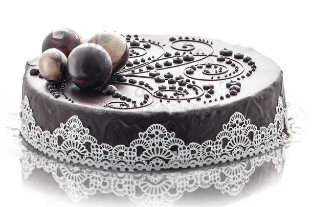 独家巧克力蛋糕与花边和巧克力装饰，糕点，摄影商店，甜点