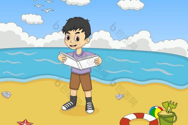 孩子们在海滩上看一本卡通书