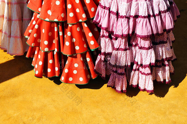 弗拉门戈典型的服装，博览会在塞维利亚，安达卢西亚，西班牙