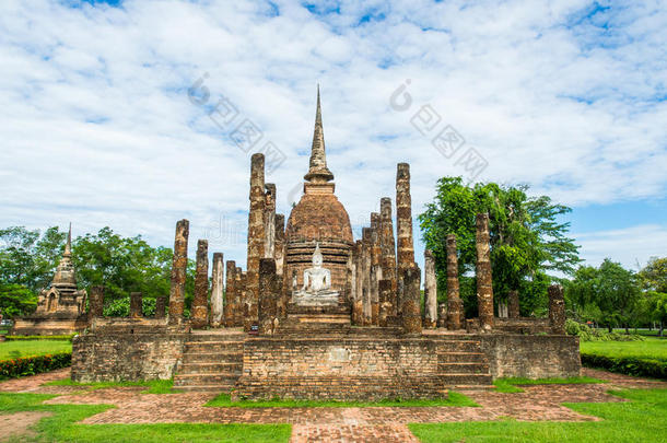 泰国苏霍台历史公园萨寺古塔