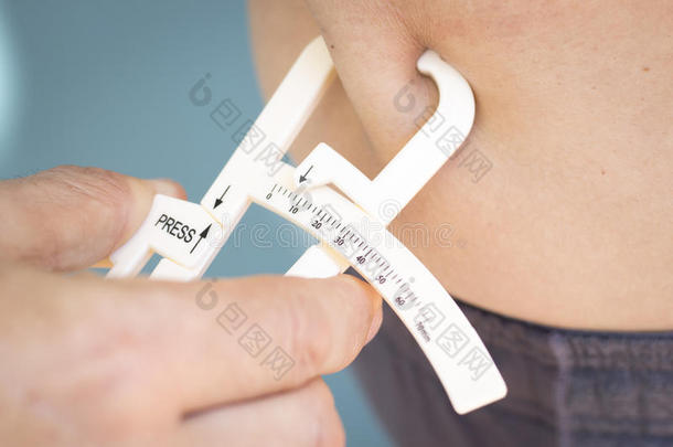 脂肪卡尺测量体脂