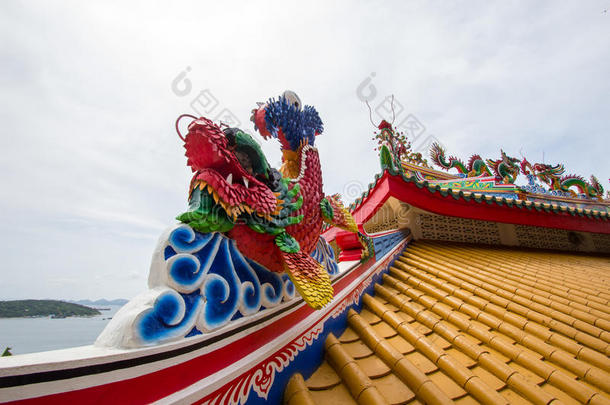 中国风格的屋顶装饰在圣朝波浩业（伟大山神祠）在科西昌