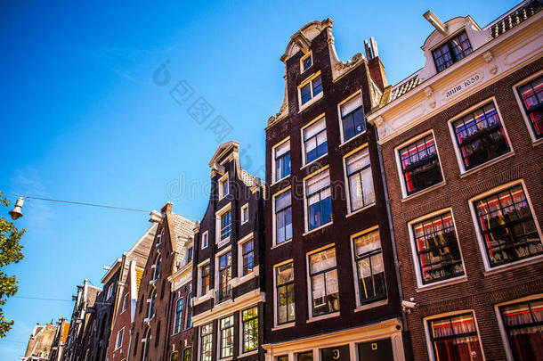 荷兰阿姆斯特丹-2016年8月15日：阿姆斯特丹市中心特写的<strong>著名建筑</strong>。 一般景观城市景观