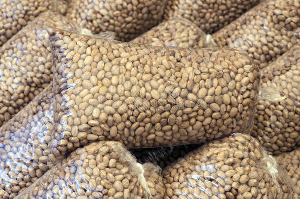 豆袋暴露在巴西露天市场摊位