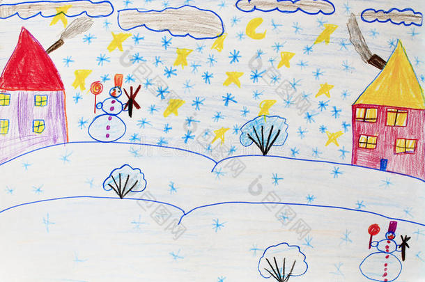 孩子们在雪山上画房子和降雪