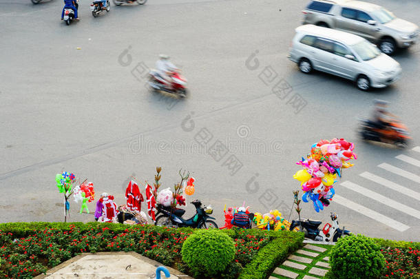 车辆循环在<strong>杭州</strong>交叉口天<strong>桥</strong>，西贡，越南