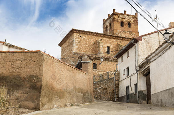 卡恩卡布埃纳镇和桑托斯·贾斯托和牧师教区教堂，西班牙特埃尔省