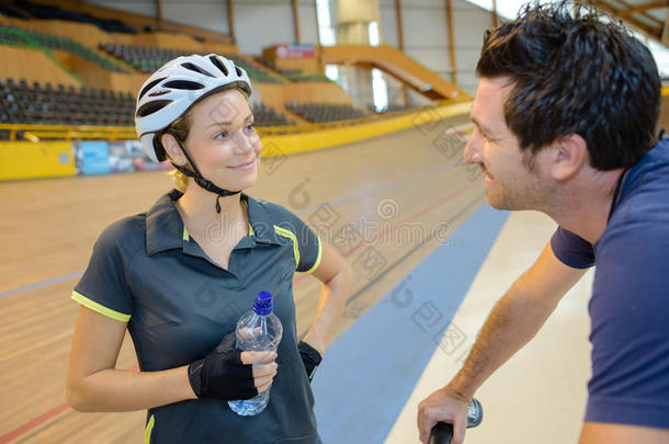 自行车摩托车手瓶子有氧运动教练