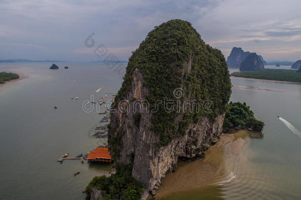 鸟瞰PhangNGA湾海洋国家公园保护和生态意义的湿地造林