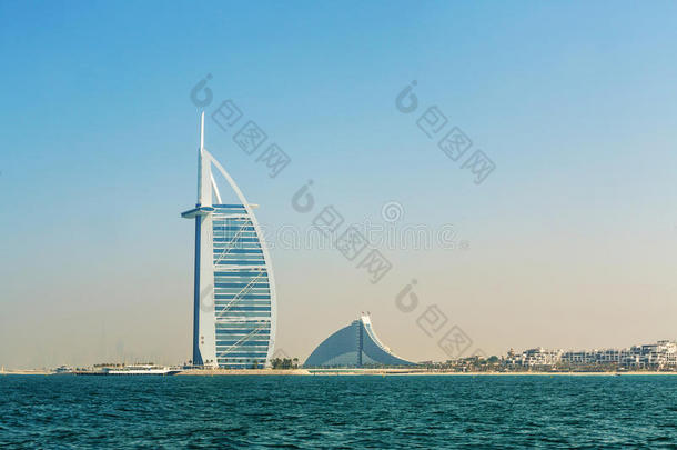 <strong>迪拜</strong>朱美拉海滩阿拉伯酒店，现代建筑，豪华海滩度假村，暑假和<strong>旅游</strong>概念