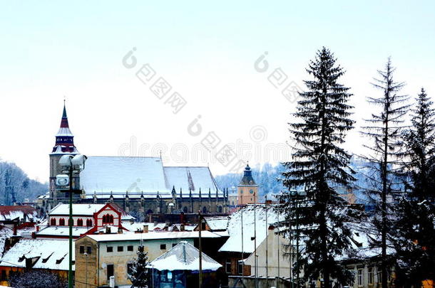 冬天的<strong>花园</strong>。 典型的<strong>城市</strong>景观的<strong>城市</strong>布拉索夫，特兰西瓦尼亚布拉索夫是一个城镇，位于特兰西瓦尼亚，罗马尼亚