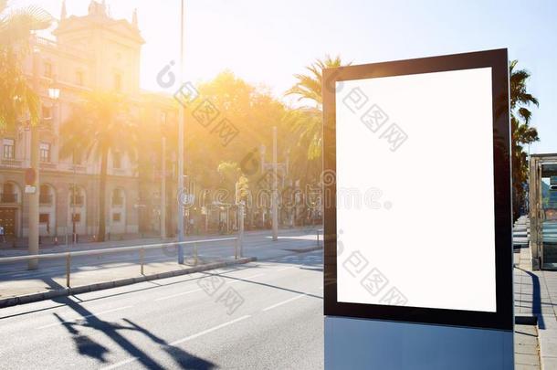 空白广告牌，为您的短信或内容提供复制空间，户外广告模拟，