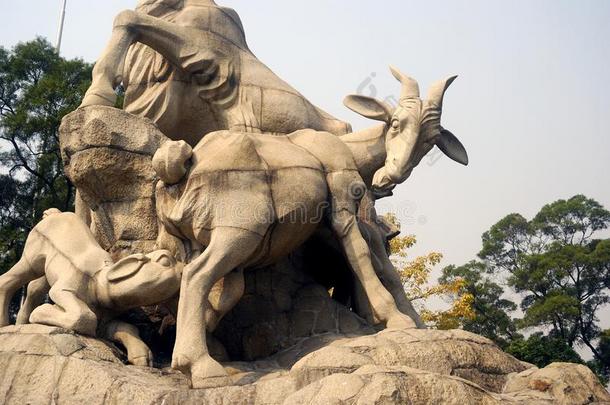 五座公羊雕像，广州，中国