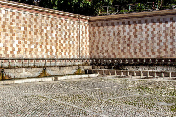 喷泉的99喷口，丰塔纳德尔99坎内尔，拉奎拉