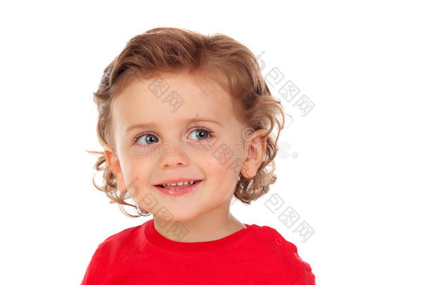漂亮的小孩子，两岁，穿着红色的球衣，微笑着