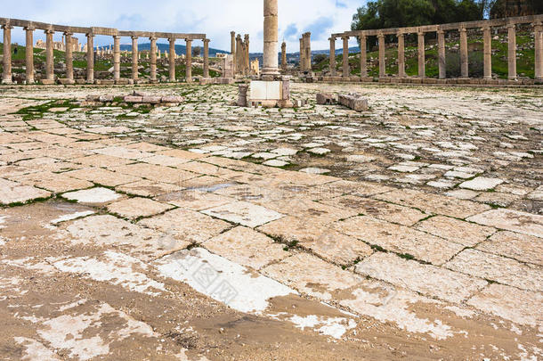 古代的建筑学城市柱廊柱