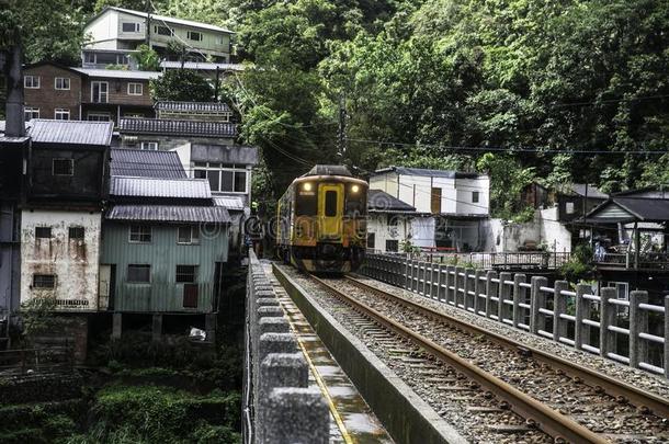 火车采用指已提到的人<strong>台湾</strong>人乡村