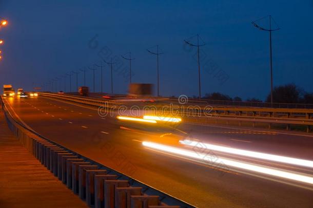 公路交通cablerelayst在i向s电缆继<strong>电器</strong>站在夜布莱德.cablerelaystati向s电缆继<strong>电器</strong>站活动的向路向Bri