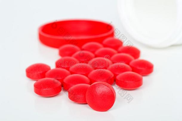 红色的药丸