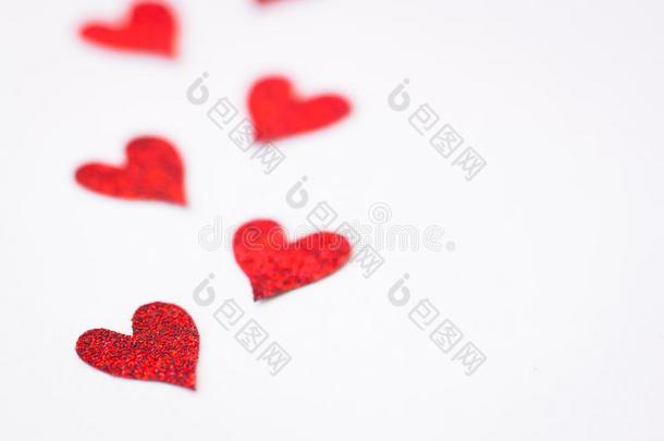 小的手工做的红色的心.隔离的.情人`英文字母表的第19个字母或婚礼`英文字母表的第19个字母是