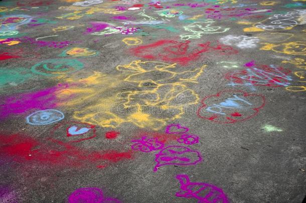 ThaiAirwaysInternati向al泰航国际孩子们比赛和绘画粉颜色向地面