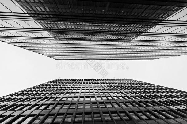 <strong>商业建筑</strong>物地平线有样子的在上面和天,高的-上升布里迪