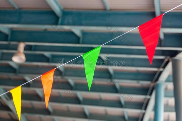 三角形庆祝旗采用泼水节节日