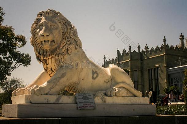大理石狮子公园雕刻采用克里米亚沃龙佐夫宫