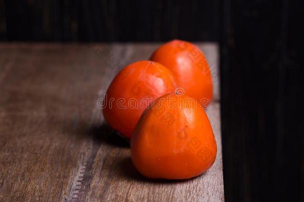 num.三生的柿子