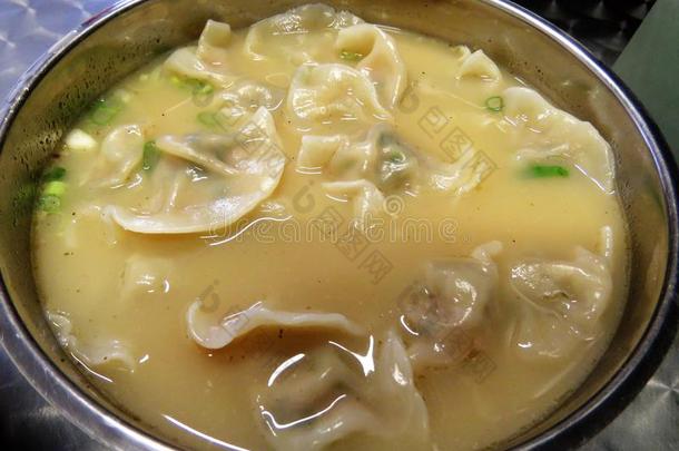 中国人饺子汤