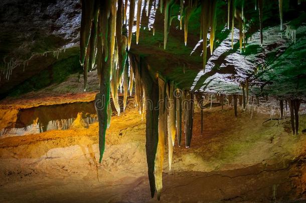 普罗米修斯洞穴在塔克<strong>图</strong>博,指已提到的人伊梅列季地区关于美国佐治亚州.
