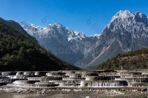 玉龙雪山,登上七月或七月雪山一