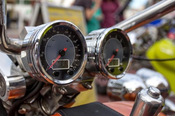镀铬的示速器关于典型的设计制动<strong>火箭</strong>摩托车特写镜头