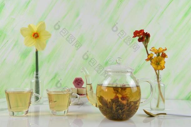 下午茶水和花