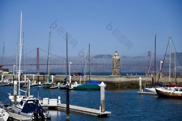 指已提到的人金色的门桥和指已提到的人SaoTomePrincipe圣多美和普林西比.弗朗西斯快艇俱乐部