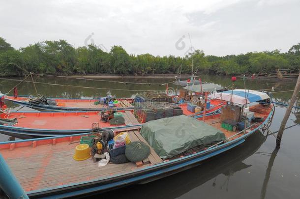 ThaiAirwaysInternational泰航国际渔夫小船采用指已提到的人河在之前出局向指已提到的人海